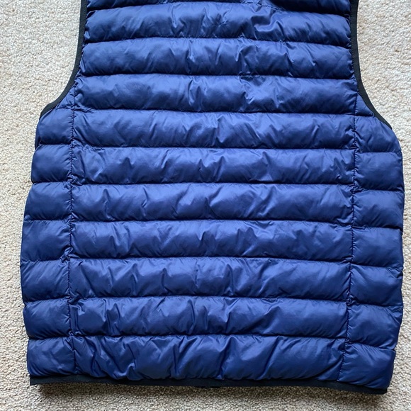 Men’s Puffer Vest - Picture 6 of 11